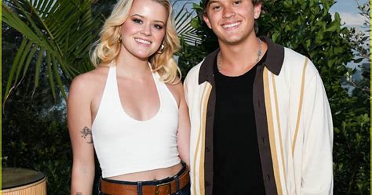 A Star Studded Reunion Ava Elizabeth Phillippe Joins Reese Witherspoon to Support