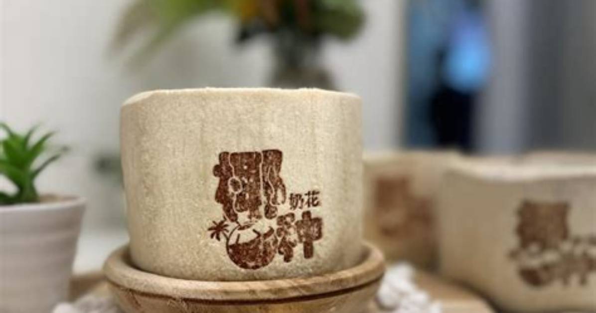 Aishiterunohandosain Wan Quangaido Supaidamanno Yi Weikara Gao Xiao Ye Qiuyasakka Ying Yuanmade Che Di Jie