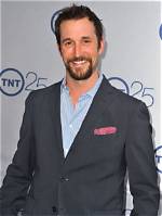 All About Noah Wyle | Net Worth, Relationship, Career