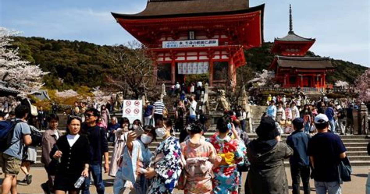 Can Tiktok Fix Kyoto S Overtourism the Mk Taxi