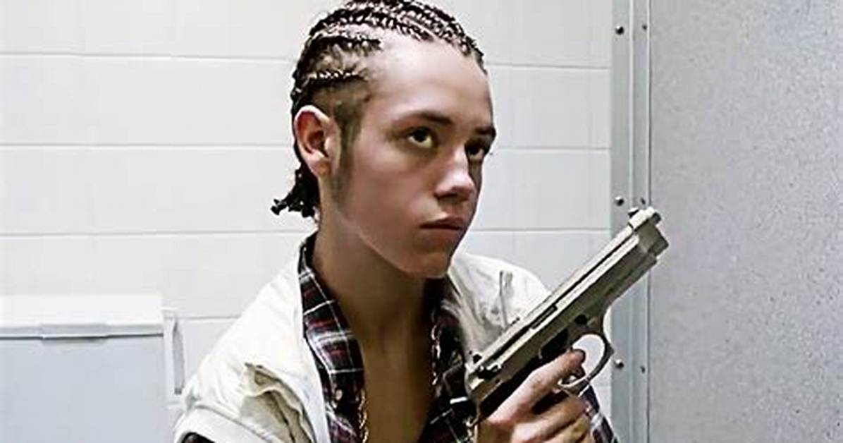 Carl Gallagher Cornrows Episode Breakdown Photos And