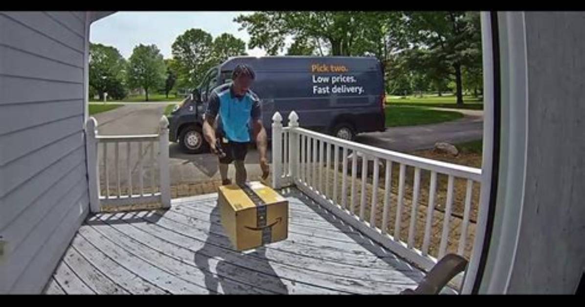 Caught on Ring Why Fedex Leaves Door Tags While You Re Sitting At