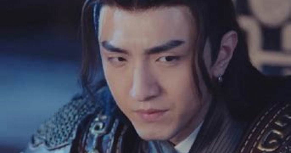 Chi Tianeraizani Shiteru Yun Neng Ren5Xuan M 1Wang Zhekara Ruo Shou Nu Youmade Bi Jiao Jian Zhengde Baoku Gong