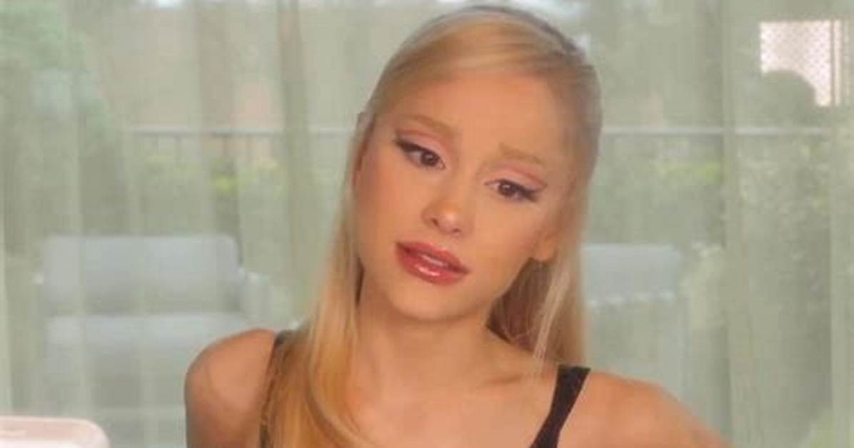 Complete Overview Leaked Nude Photos of Ariana Grande Background And