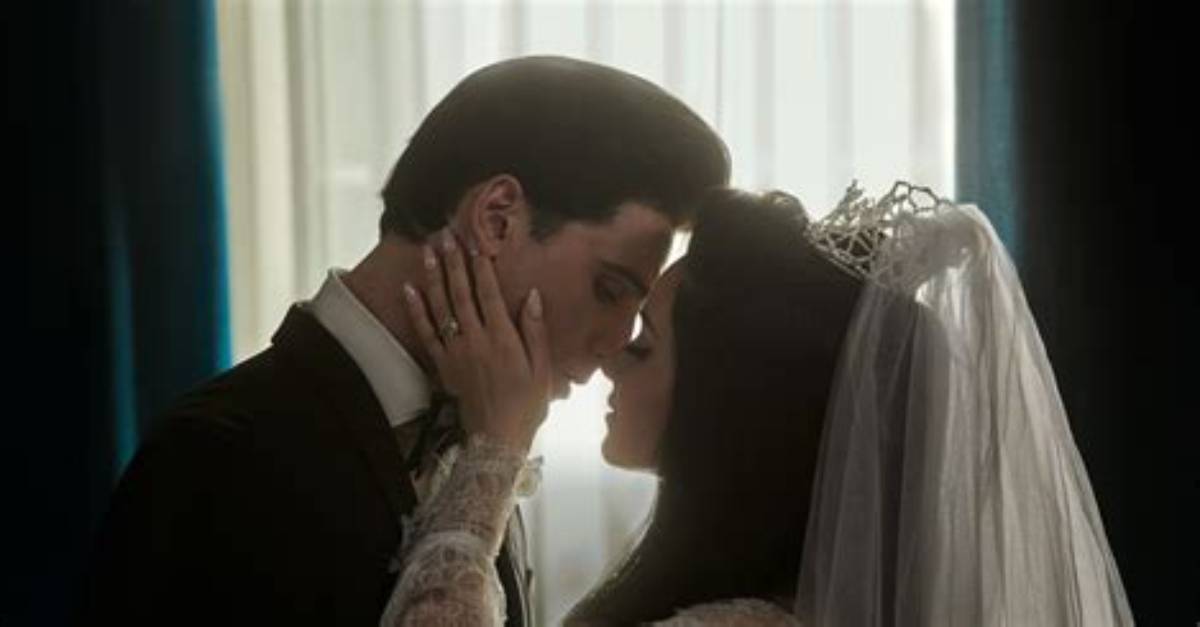Everything to Know About Priscilla Presley S Pregnancy Age Marriage And