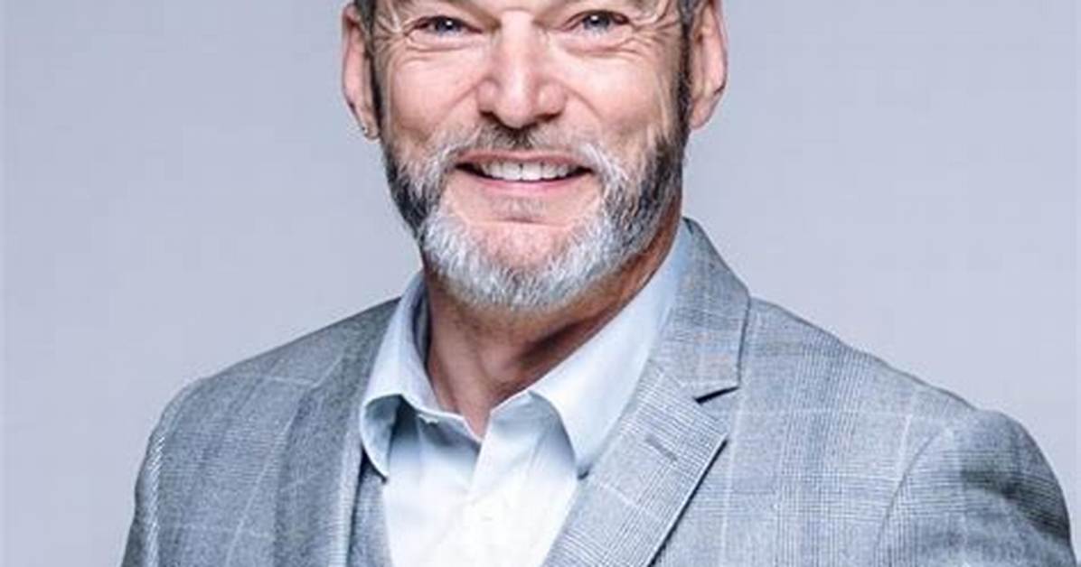 Fred Sirieix S 8 X 3 Routine Takes over Fitness Feeds Following Men S