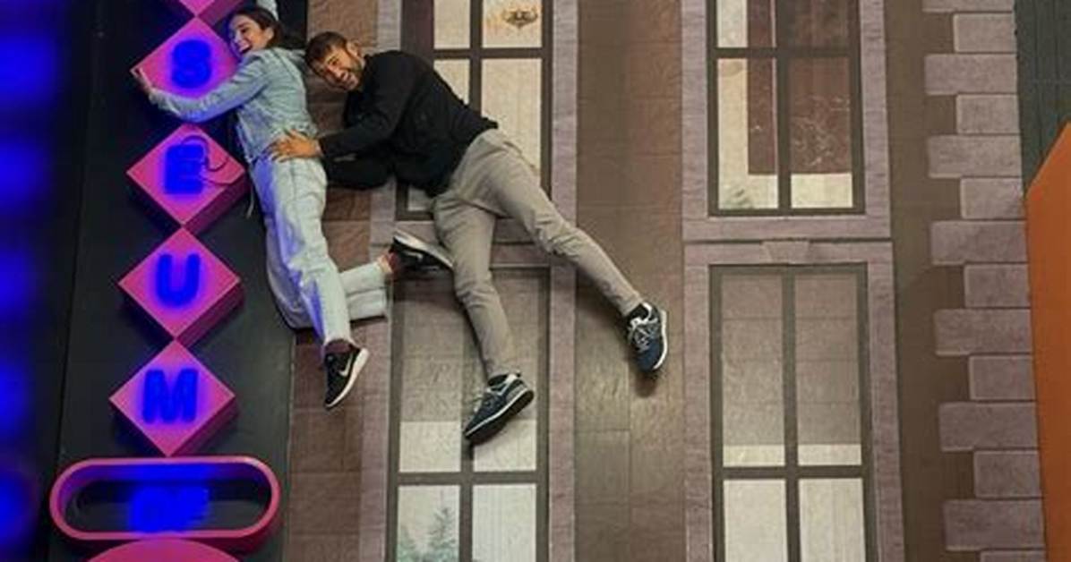 From Spellbinder S Street Illusions to Vegas Arenas Viral Magic Feats Caught On