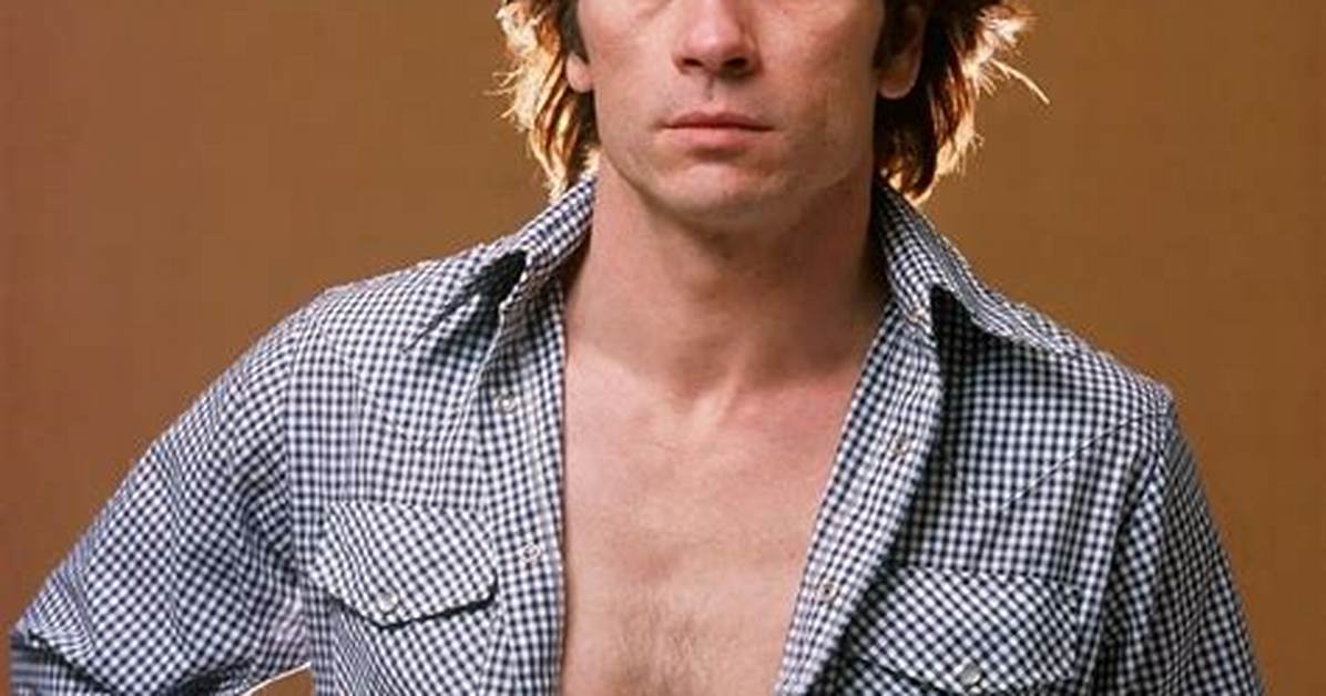 Is Tommy Lee Jones a Smoker the Complete Breakdown of His Habits And