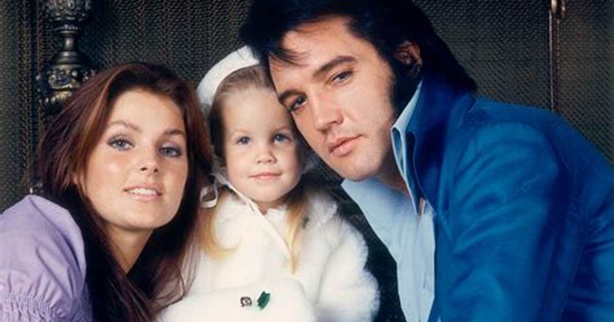Rare Photos Reveal Lisa Marie Presley S Twin Daughters Reunited with Riley Keough And