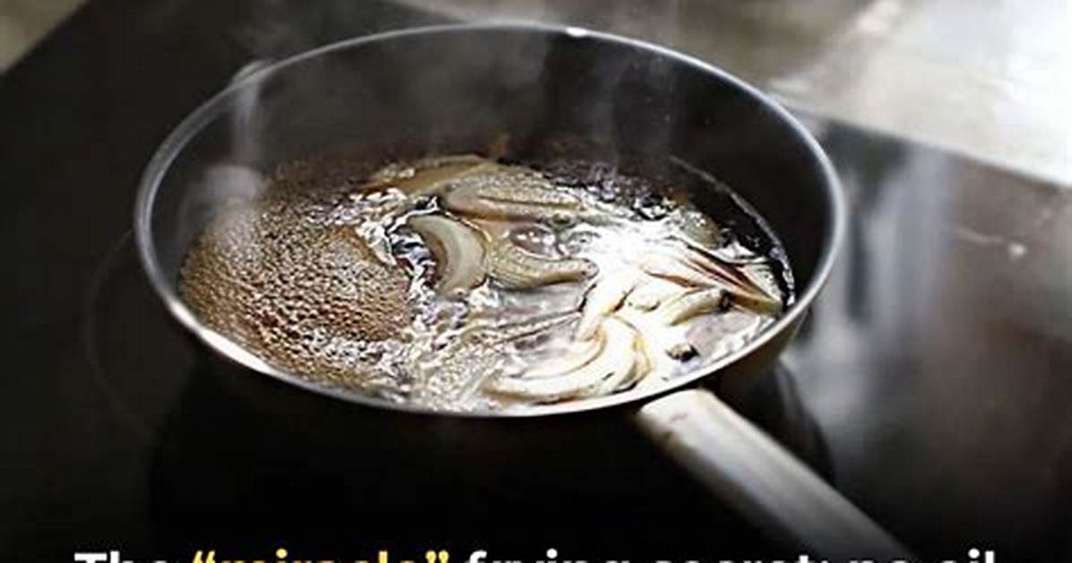 The Overlooked Frying Secret That Takes Sopita De Fideos To