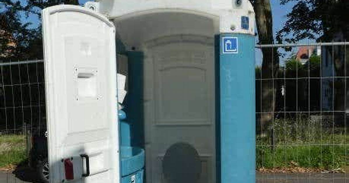 Trapped Inside a Porta Potty the Wild Truth Behind the Viral Watch