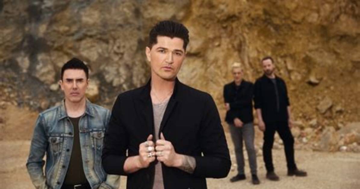 Watch Danny O Donoghue Sing the Man Who Can T Be Moved Live on a Manila