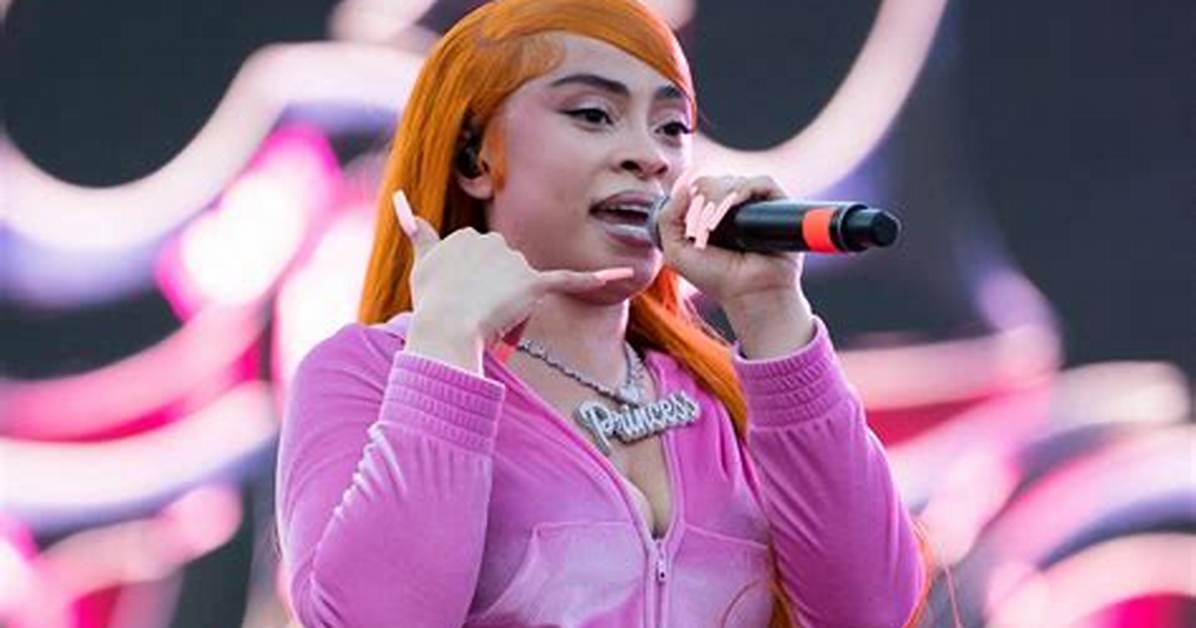 Watch the Clip Ice Spice S Live Festival Routine Draws Millions Of