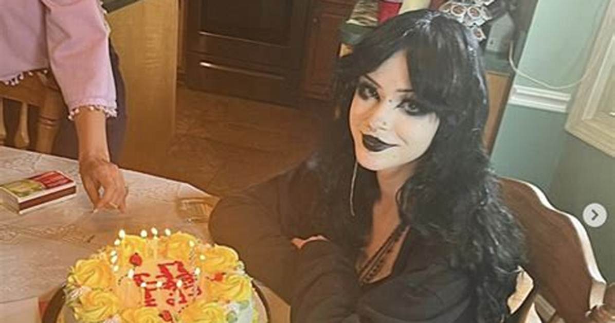 What Is the Viral Family Goth Girl Tool Fact Checking The