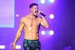 Who Is the Imagine Dragons Lead Singer? Everything to Know About Dan Reynolds' Life, Game, and Advocacy
