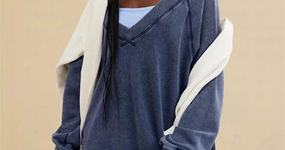 Why Aerie S Downtime v Neck Sweatshirt Is Outselling Luxury Loungewear